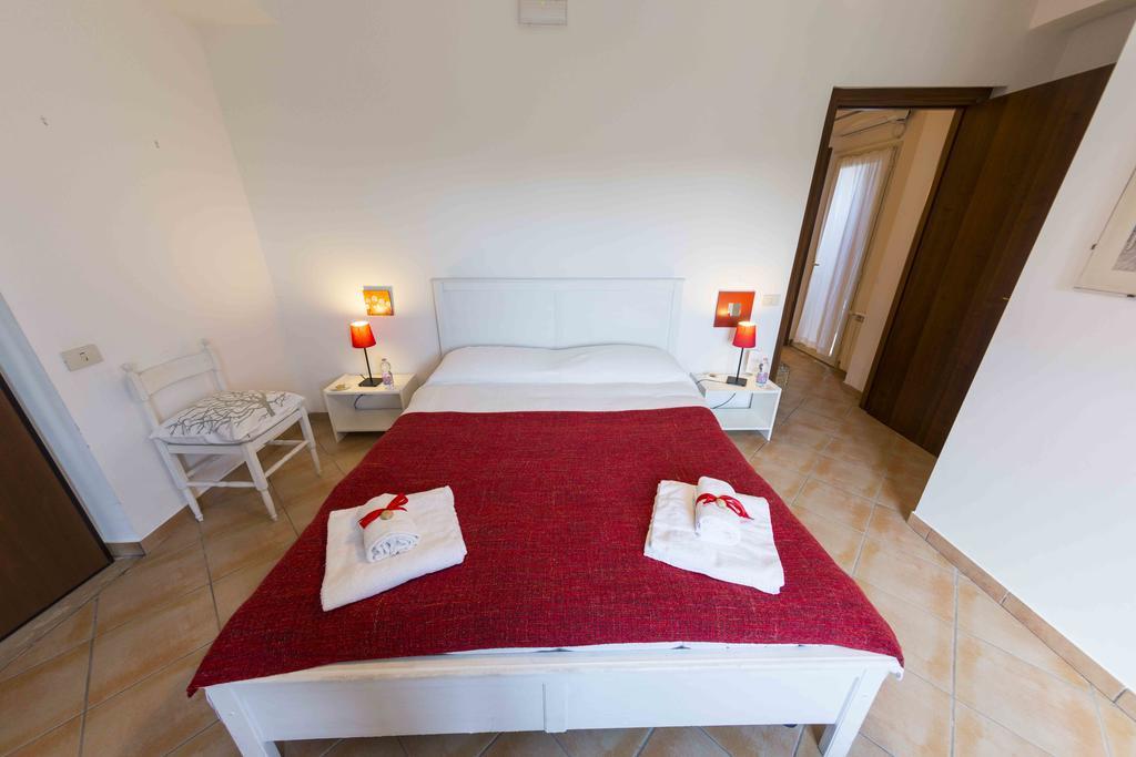 La Locanda Country House Borgo Montenero Екстер'єр фото