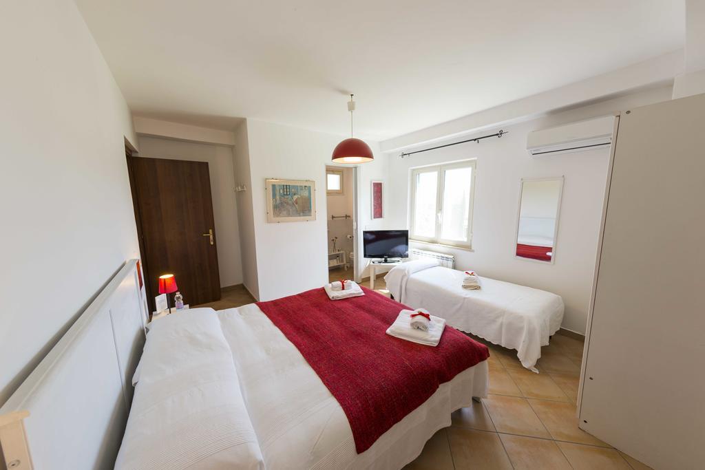 La Locanda Country House Borgo Montenero Екстер'єр фото